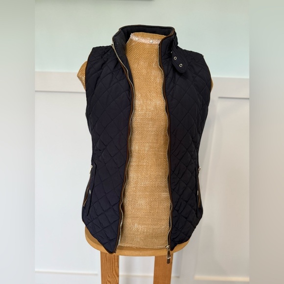 Zara Womens Quilted Vest Size Medium Navy Blue Full Zip Pockets Mock Buckle Neck - Picture 11 of 14